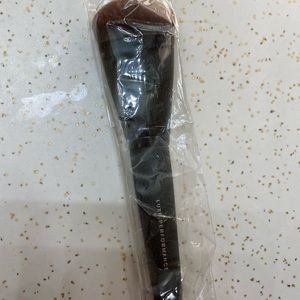 Brand new bare minerals luxe performance brush.
